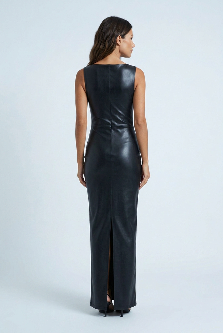 Black abito lungo ecopelle nero aderente collo alto bodycon