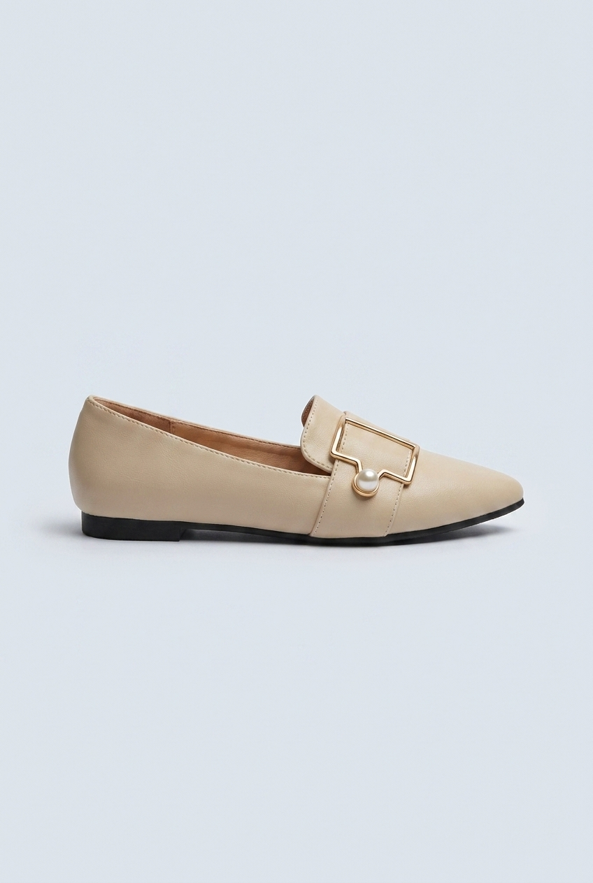 Beige mocassini bassi punta boucle side