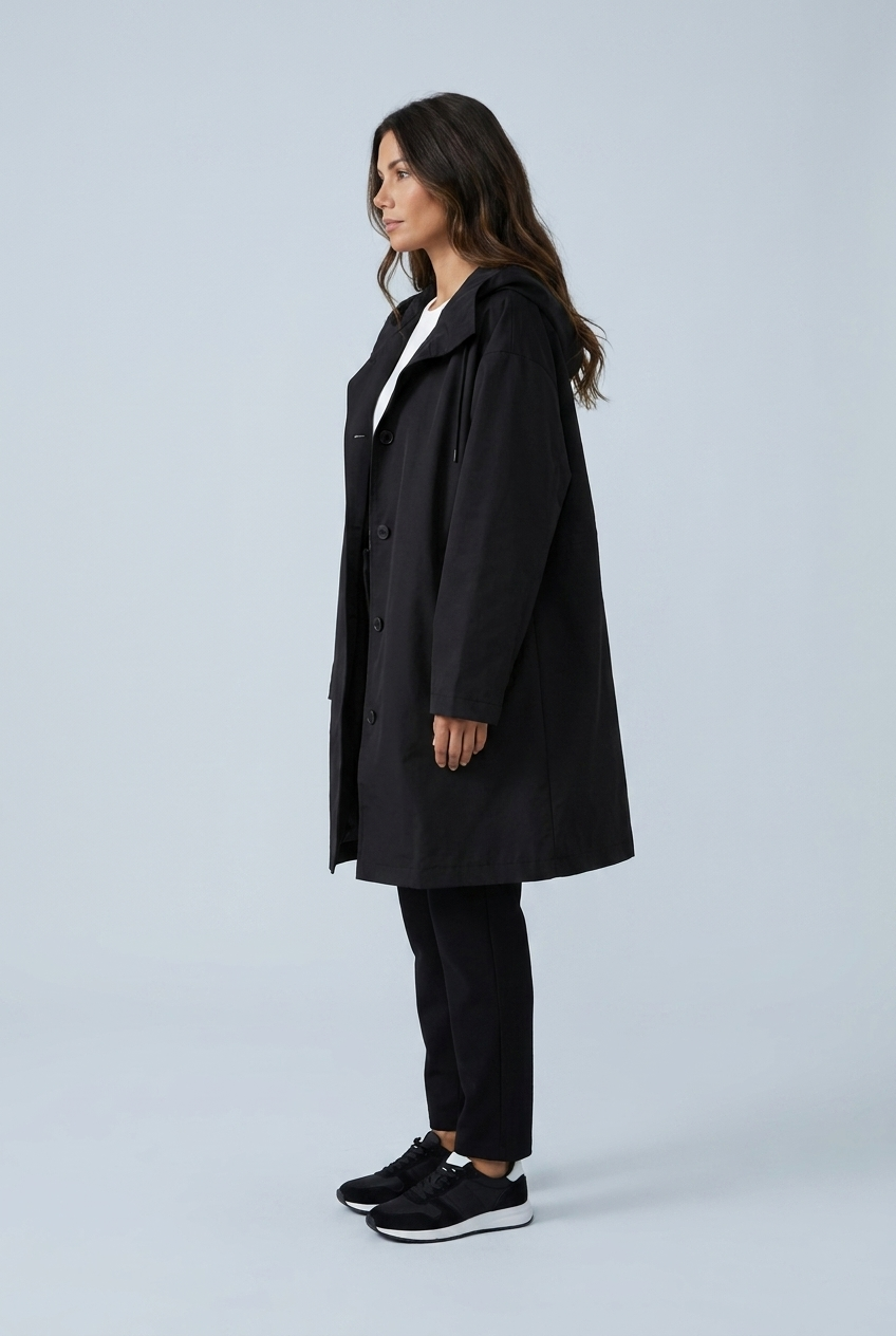 Black impermeabile cappuccio oversize bottoni lungo antipioggia urbano side
