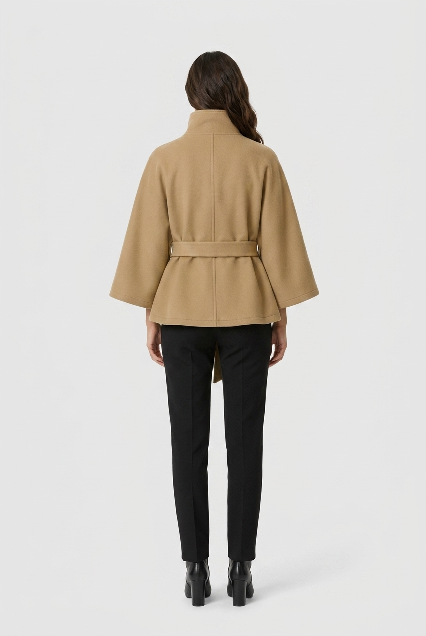 Camel cappotto corto mantella collo alto cintura maniche a cappa misto lana back