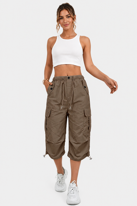 Pantaloni cargo donna corti a vita elastica con coulisse e tasche